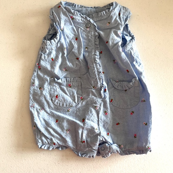 VINTAGE Bubbles. Cotton. Embroidered. Smocking. SUMMER 9-12M - Picture 5 of 16